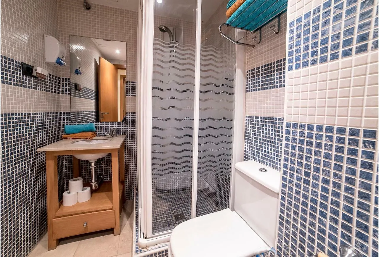 Sea & Wave Andres Perez Apartment Μάλαγα